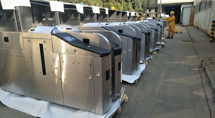 日通地鐵閘機包裝作業