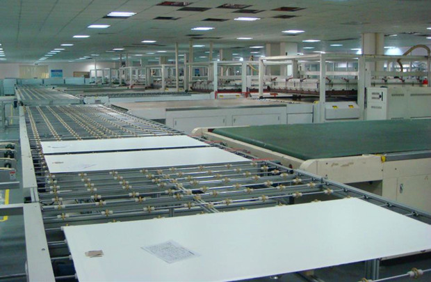 光伏前景可期，預(yù)計未來三年光伏組件設(shè)備市場規(guī)模可達(dá)255億元